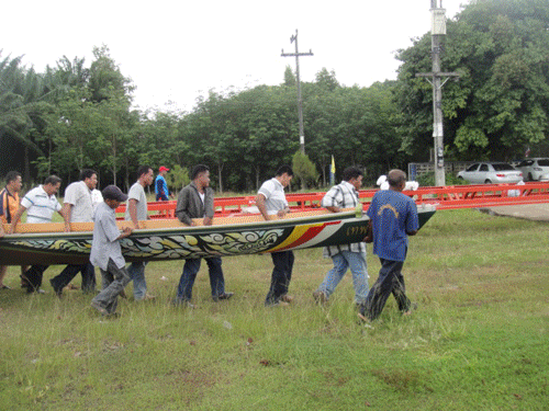 เรือเทพนทีทองได้นำเรือลงซ้อมแล้ว